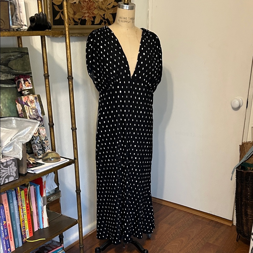 NWT En Saison Anthropologie Black and White Maxi Dress